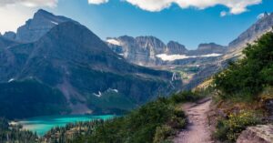Glacier National Park - Grinnell Glacier Hike. Photo by Cole Allen, Unsplash