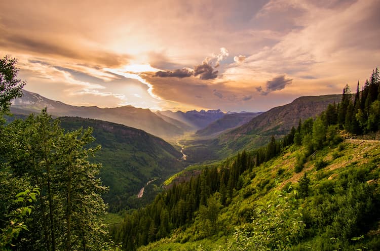 Glacier National Park. Photo by Tony Reid, Unsplash