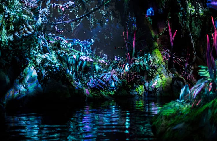 Na’vi River Journey at Pandora – The World of Avatar at Disney’s Animal Kingdom. Photo courtesy of Walt Disney World Resort