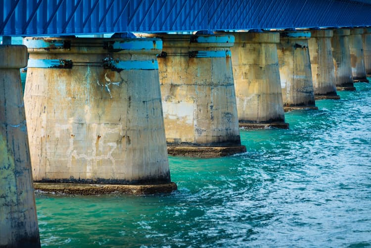 Seven Mile Bridge, Marathon, United States. Photo by Thom Masat, Unsplash