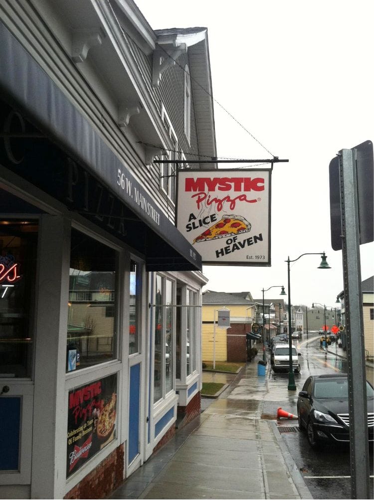 Mystic Pizza restaurant