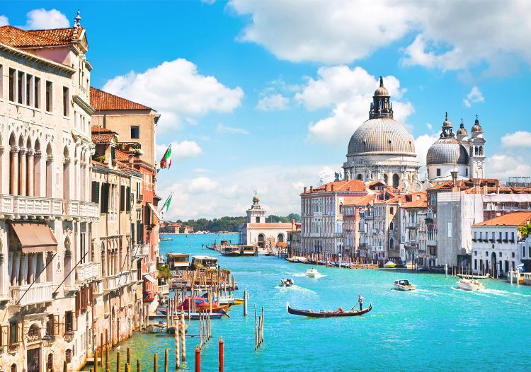 Basilica di Santa Maria della Salute in Venice, Italy