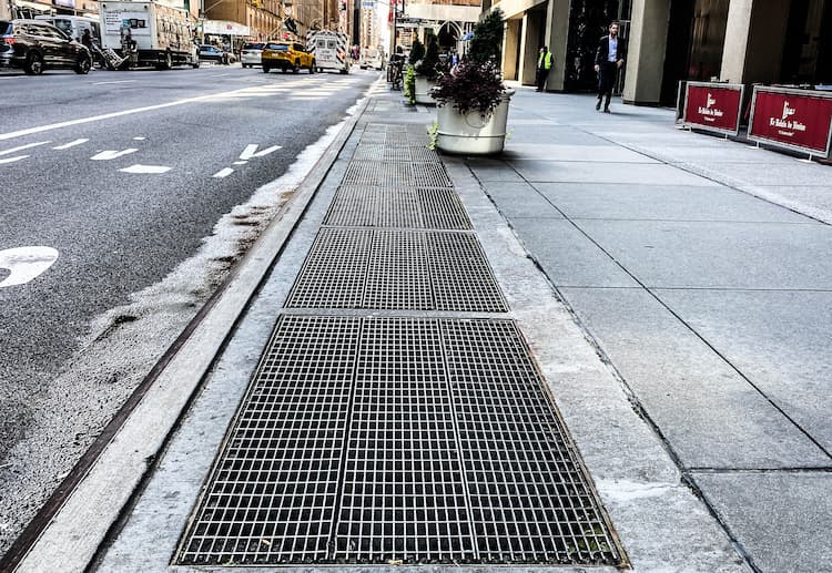 Marilyn Monroe Subway Grate. Photo by R.C. Staab