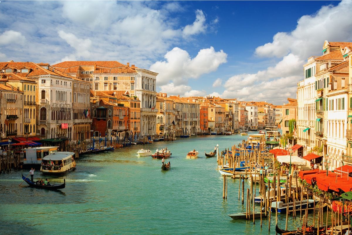 Italy Visitors Guide, Best Day Trips from Rome and More