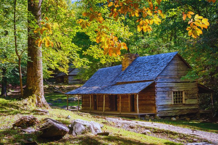 One of the historic cabins still standing in the Great Smoky Mountains NP