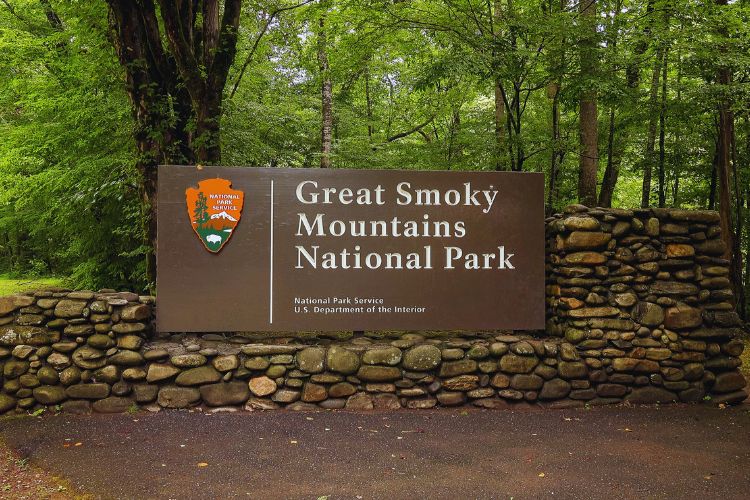 Great Smoky Mountains National Park sign