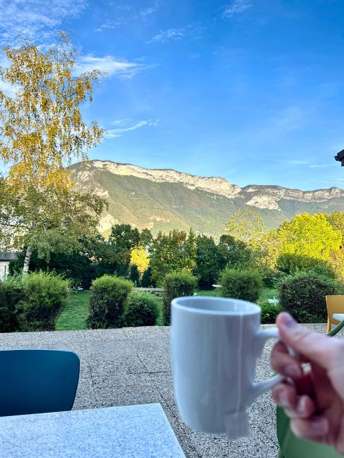 Tea with a view at Auberge de Jeunesse hostel. Photo by Isabella Miller