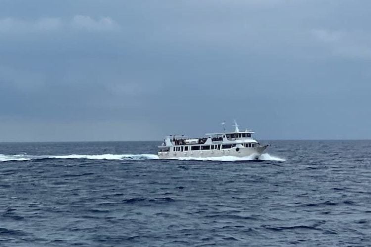 Ferry that transports visitors between Cinque Terre towns