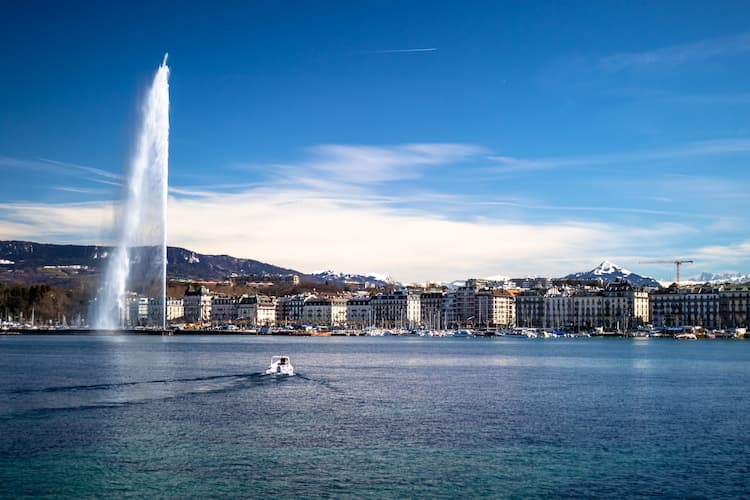 Geneva, Switzerland. Photo by Lukas Blaskevicius, Unsplash