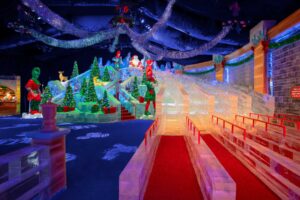 “A Christmas Story” Comes to Life in Frozen Splendor at Gaylord Rockies: ICE! 2023