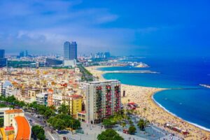 Discover Barcelona's architectural marvels, medieval streets, and seaside charm. Your complete guide to Catalonia's most captivating city. Image by 12019 from pixabay via Canva