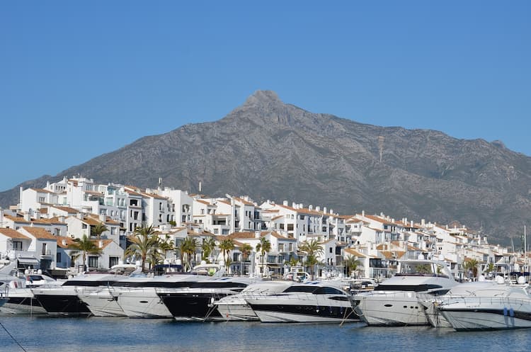 Málaga. Photo by
Mpilarf, Pixabay
