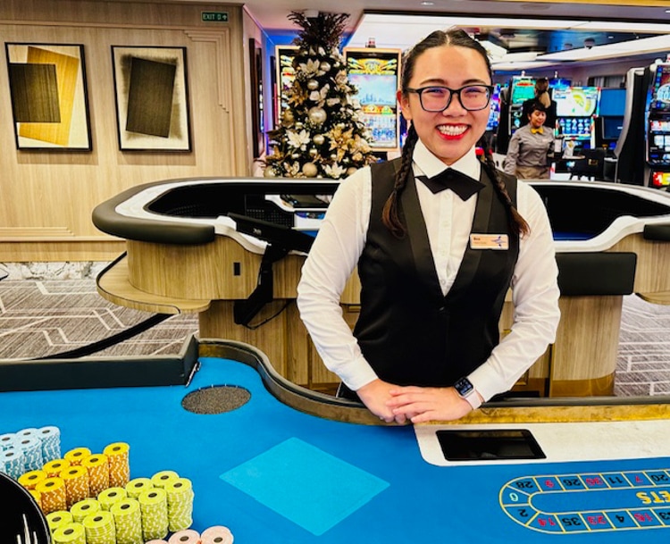 Bee, the bright blackjack dealer in Vista’s casino