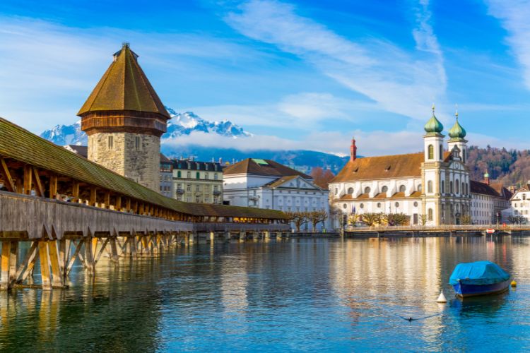Chapel Bridge in Lucerne. Photo by Canva