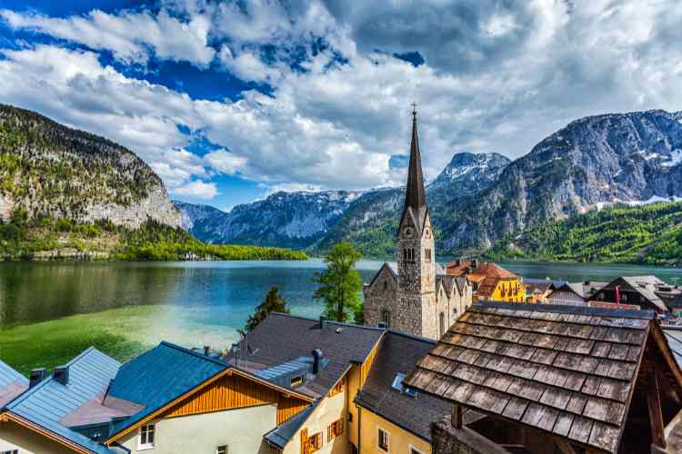 Hallstatt, Austria. Photo by Dmitry Rukhlenko, Canva