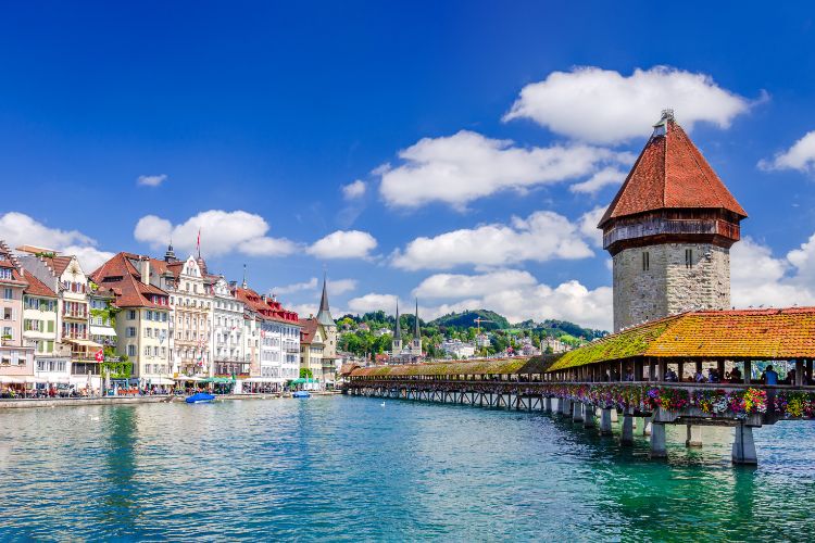 The picturesque Lake Lucerne. Photo by Canva