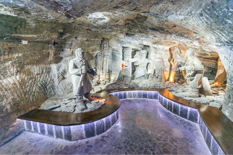 Statues in Wieliczka Salt Mine. Photo by Canva