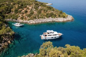 Experience Luxury on a Private Boat Cruise