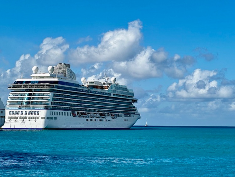 The Oceania Vista cruise ship