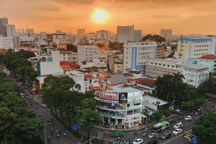 Saigon still has many more to offer. Photo by Dang Cong, Unsplash