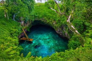 Explore Samoa: Dive into Polynesian Culture on this Enchanting Island