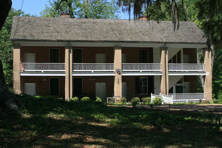 Servant's quarters at Longwood mansion. The Nutt family lived here during construction of their mansion. Photo by Frank Hosek