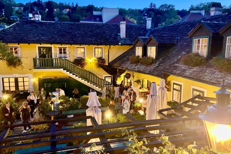 A wine tavern in Vienna