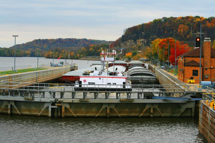 A Tow Boat & Barges at Lock & Dam #12 in Belleview, IA. Photo by Frank Hosek