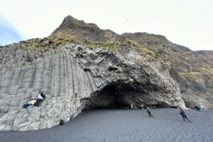 One of the sea caves on Reyinsfjara beach. Photo by Laura Olcelli