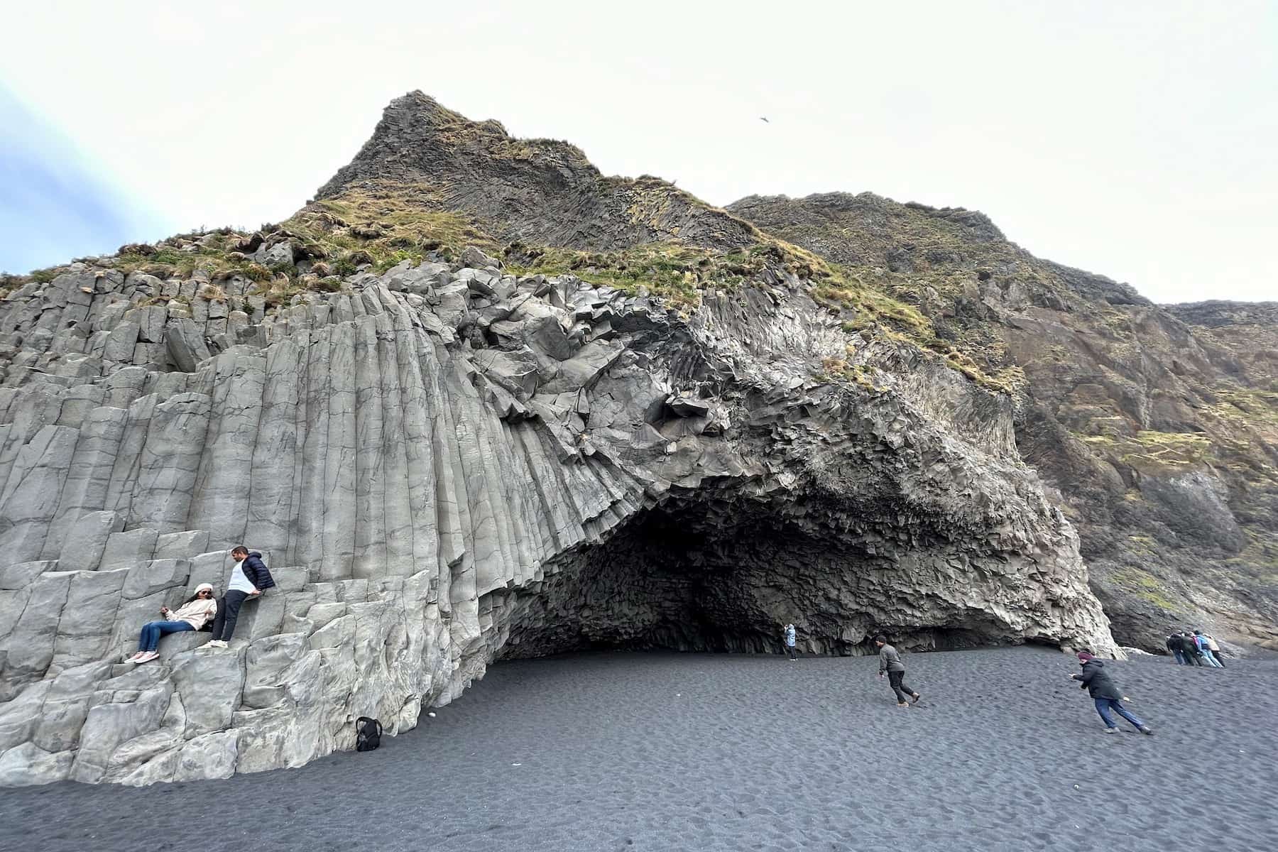 热爱熔岩：Reynisfjara，冰岛最著名的黑沙滩