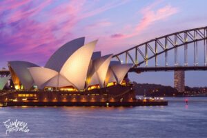 Sydney Harbour at sunset. Photo by Canva