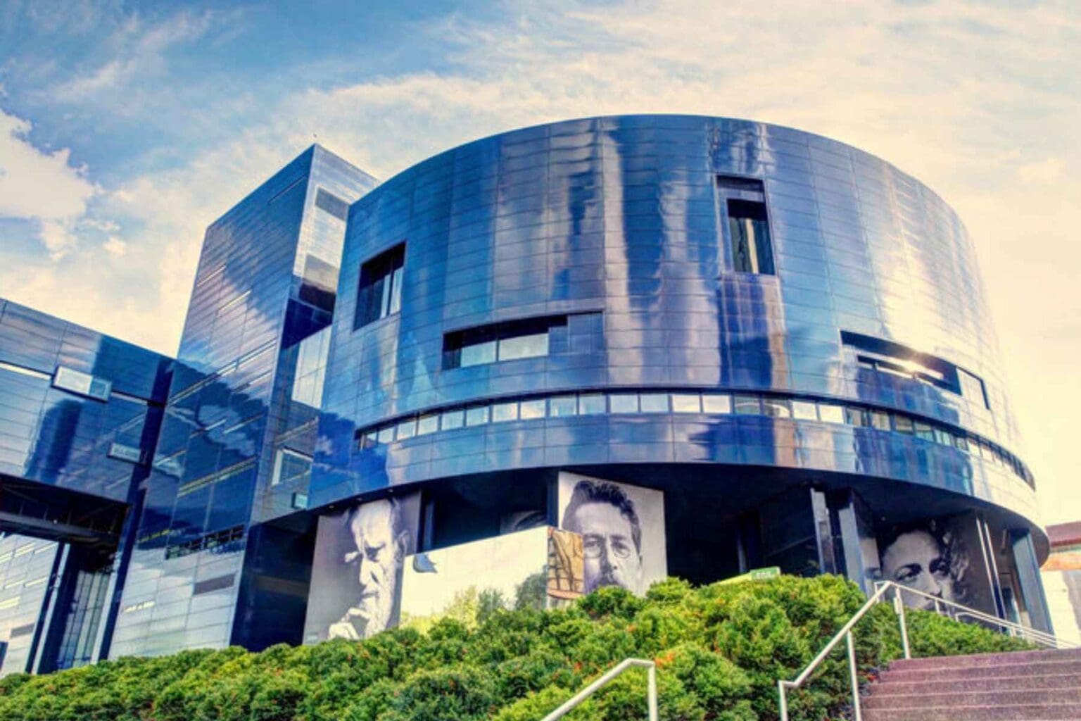Enjoy a show in the famed Guthrie Theater, an architectural and cultural gem. Photo courtesy of Meet Minneapolis