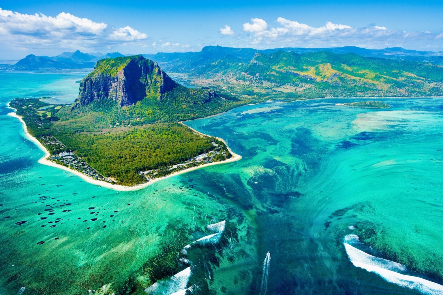 Aerial view of Mauritius island reef. Photo by Myroslava from Getty Images via Canva