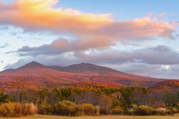 Autumn foliage scenery in Kayano-Kogen plateau