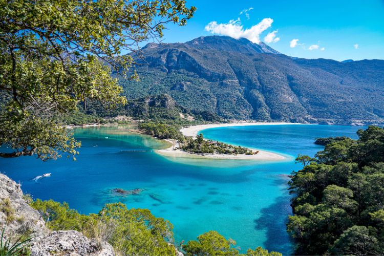 Beach in Ölüdeniz, Türkiye