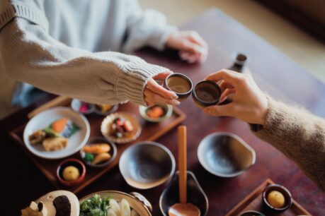Every gesture tells a story: Understanding Japan's unspoken rules transforms awkward tourist moments into meaningful cultural connections. Photo by Canva