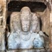 Trimurti Sadashiva sculpture in the cave 1 on Elephanta Island. Mumbai - Maharashtra, India