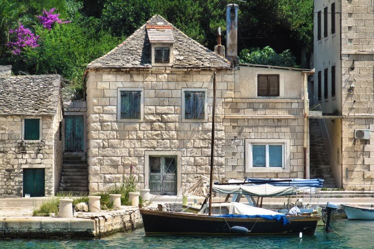 Beautiful stone of Pucisca