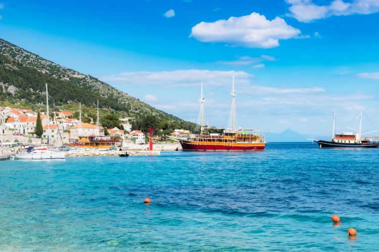 Bol Harbour