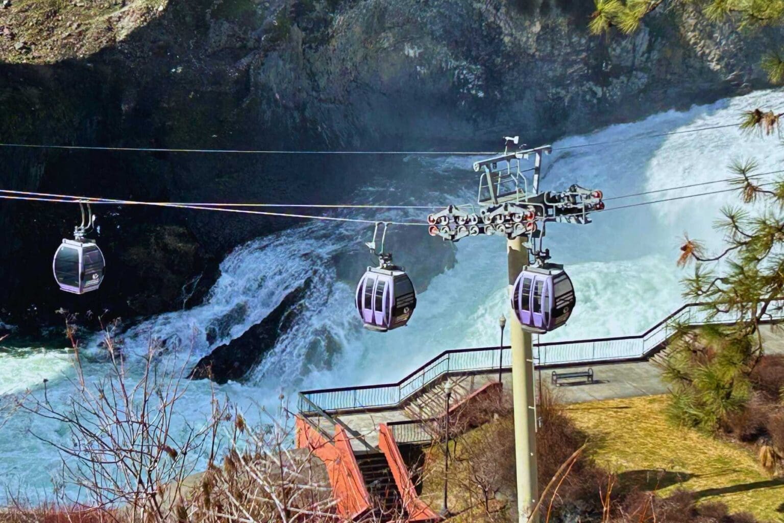 SkyRide Gondola over the Spokane River