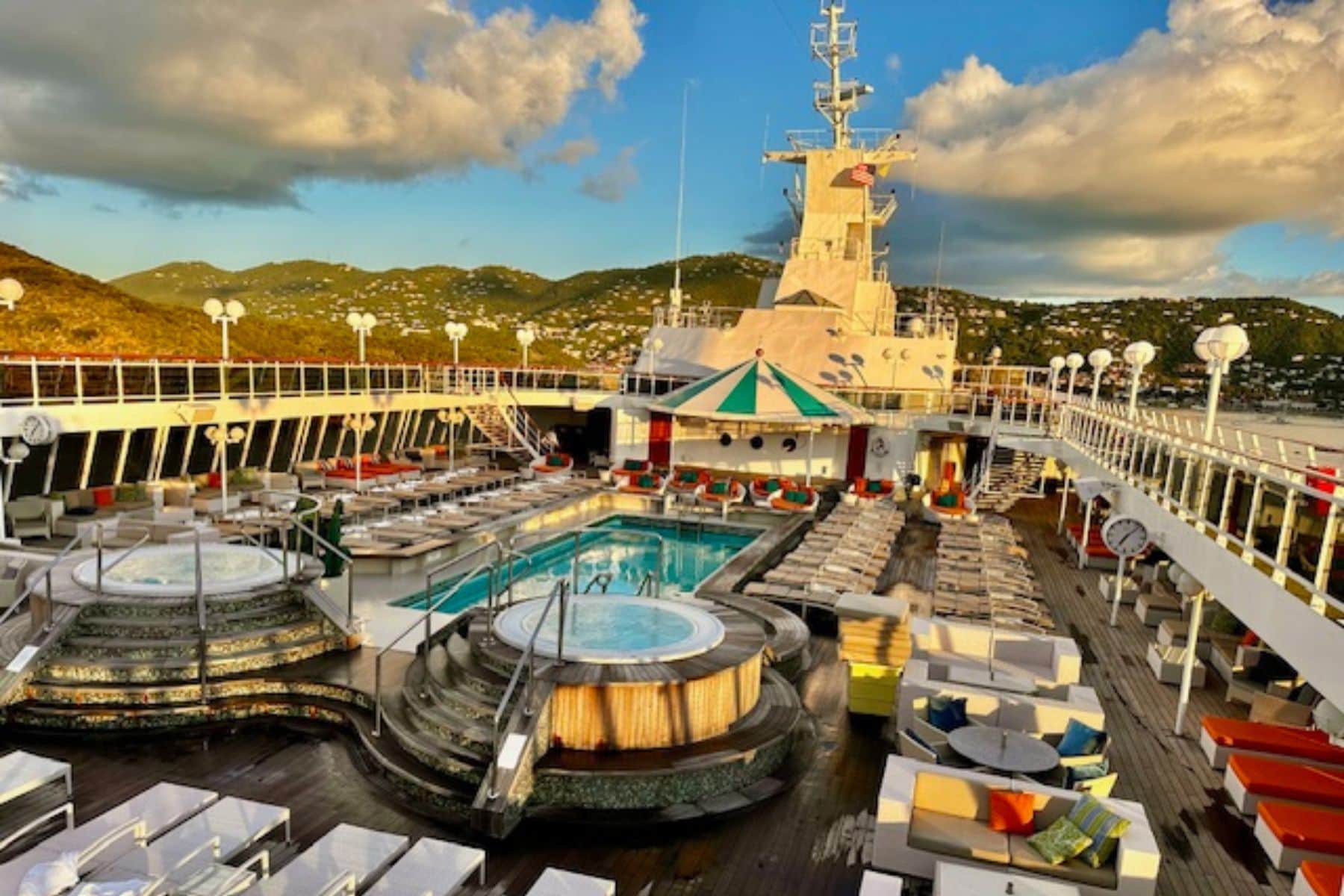 Crystal Cruise ship with pool