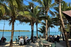 Dining along the Fort Pierce Jetty Park on the Atlantic side of Florida. Photo by R.C. Staab