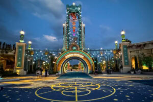 A first look at the entrance to Universal’s most ambitious theme park yet. Photo by R.C. Staab