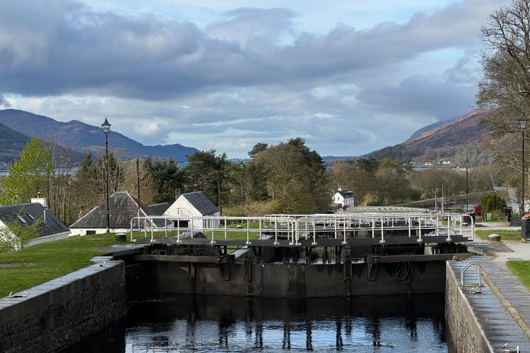 Canal's lock system