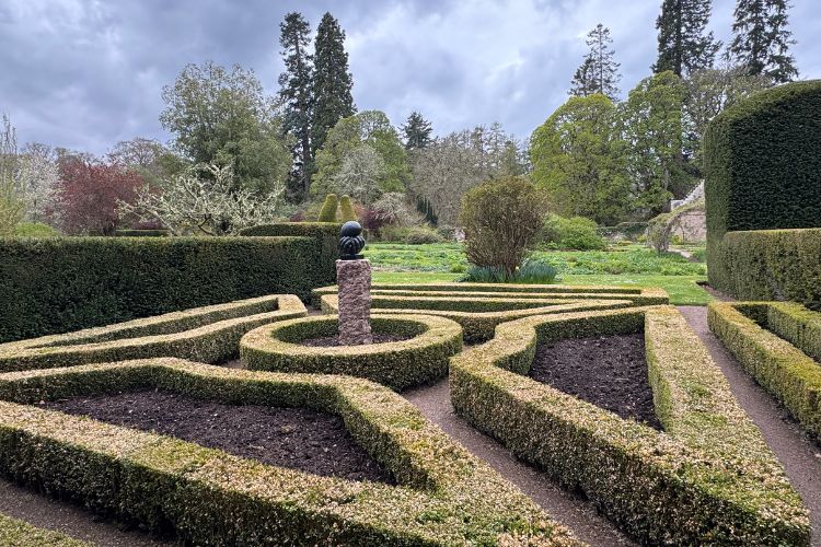 Cawdor Castle's gardens