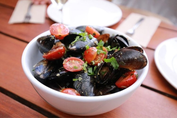 A bowl of fresh mussels - compliments of Hollyhock