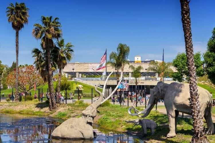 Mammoth sculptures recreate Los Angeles prehistoric days at the La Brea Tar Pits & Museum
