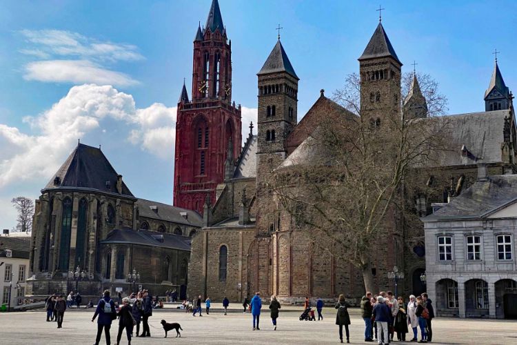 The Basilica of St. Servatius and St. Janskerk 