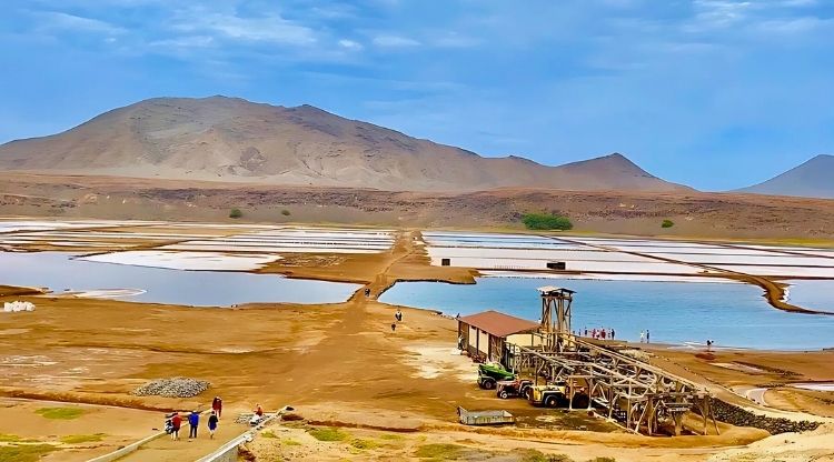 Pedra de Lume Salt Crater, Sal Island