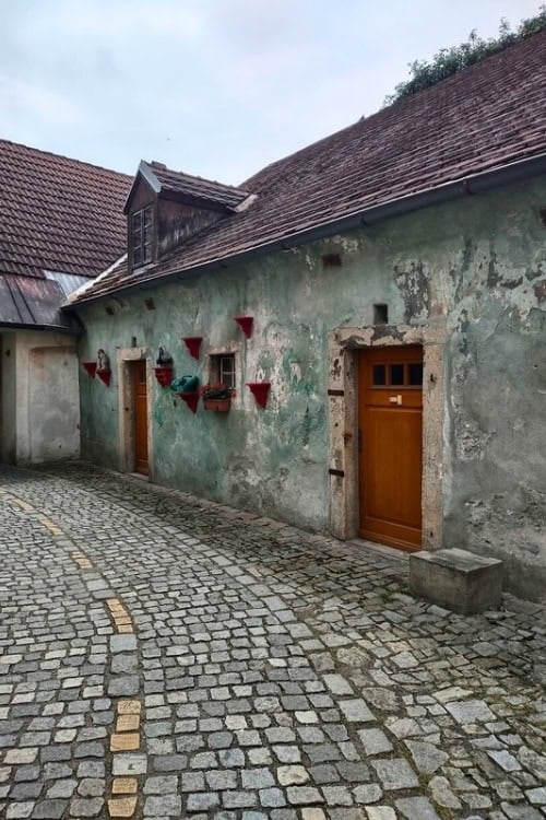 A sidestreet of Cesky Krumlov. Photo by Alexander C. Goodman